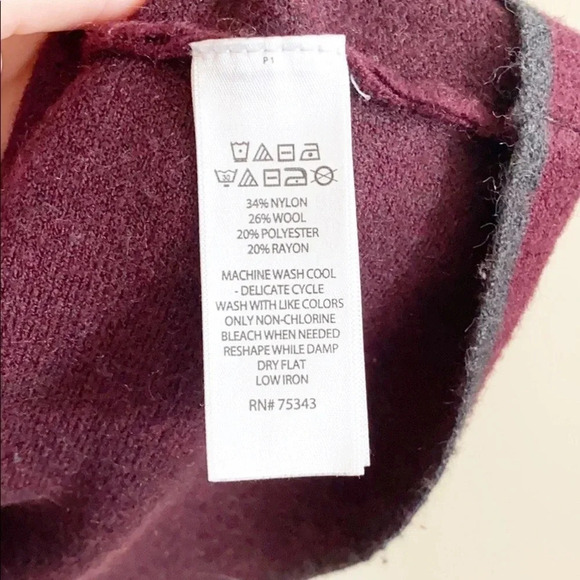 Nanette Lepore Burgundy Cuffed Sleeve long sleeve Sweater wool blend size medium - Picture 8 of 8